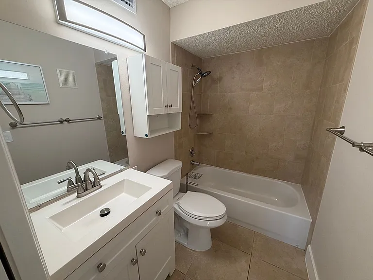 2094 Arbour Walk Cir #3014 — Photo 16