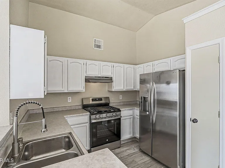 11764 Balladeer Ave — Photo 9