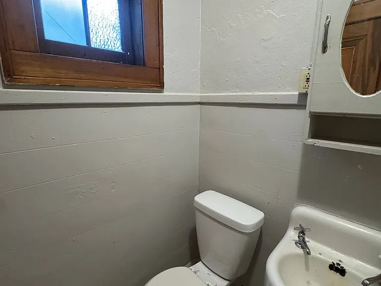 1500 S Walnut St #3 — Photo 5