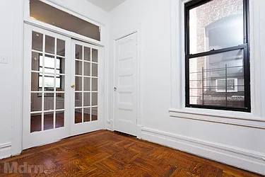 Rented by Mdrn Residential