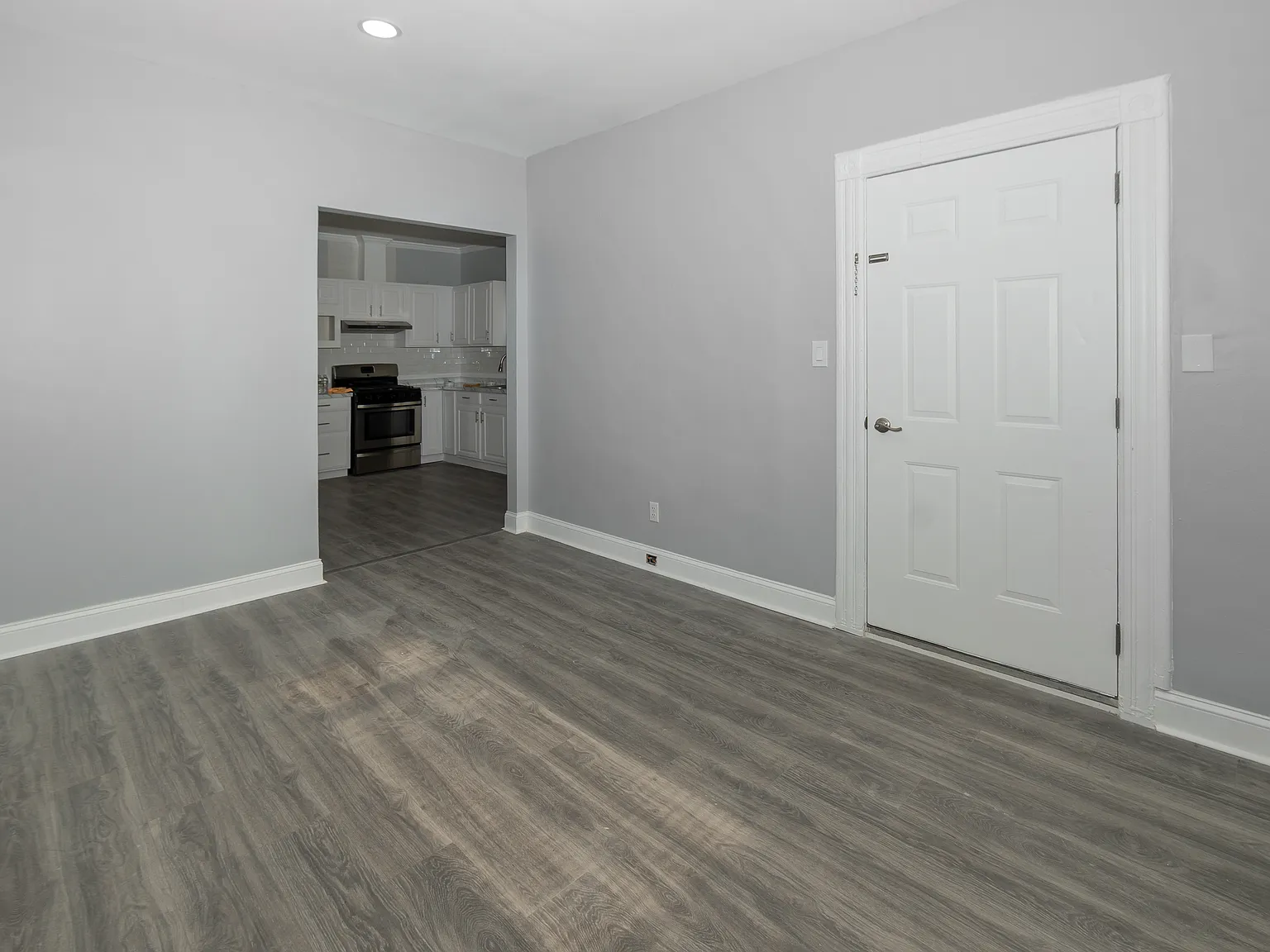 2 bed, $2,500 — Photo 2