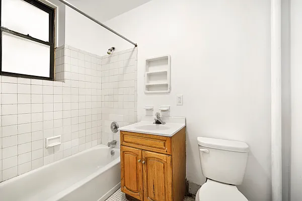 Sold by Compass | media 5