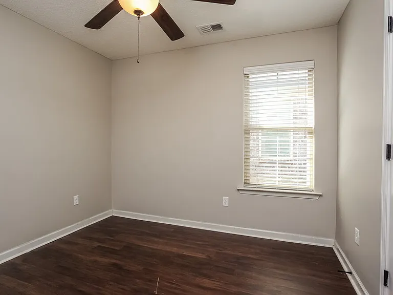 9476 Eckley Pl — Photo 13