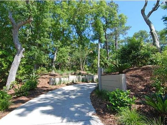 3rd image of 2952 Deer Point Dr