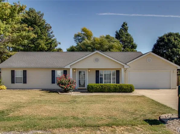 1207 Beaty Mound Rd, Jerseyville, IL 62052
