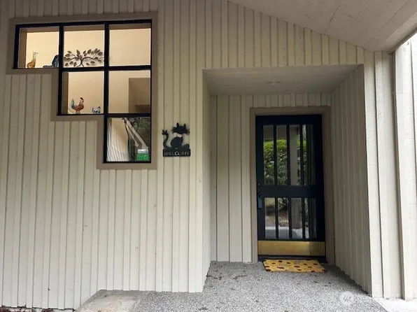 13112 Foxglove Drive NW, Gig Harbor, WA 98332