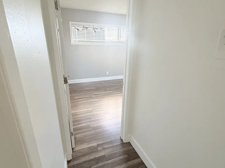 820 W Gardena Blvd #6 — Photo 9