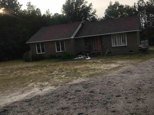 2173 Hubb Kelley Rd, Cassatt, SC 29032