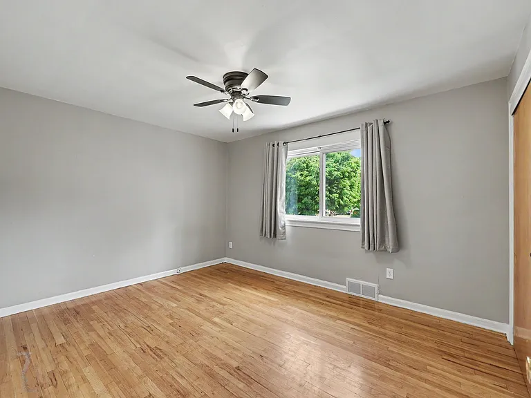 104 Crocker Blvd — Photo 10