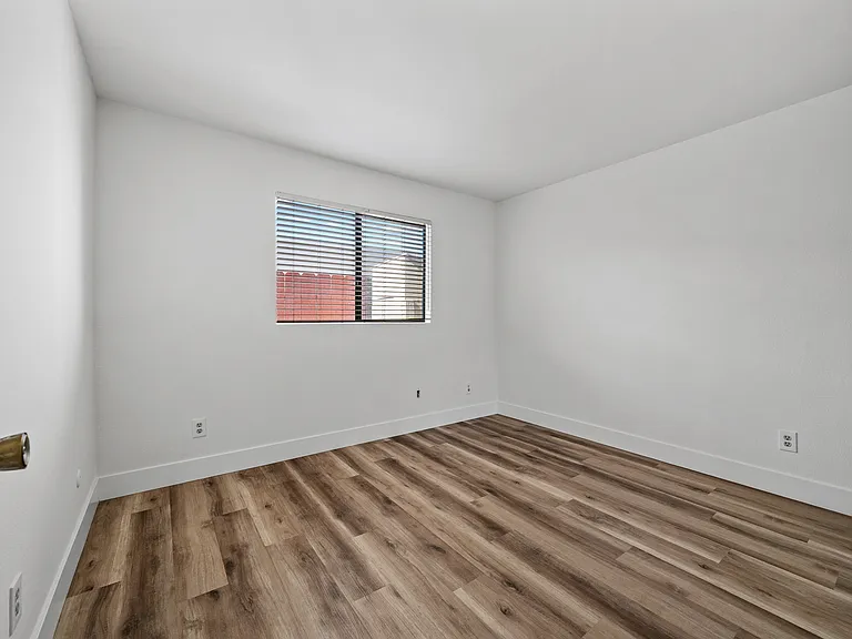 4114 Ohio St #103 — Photo 21