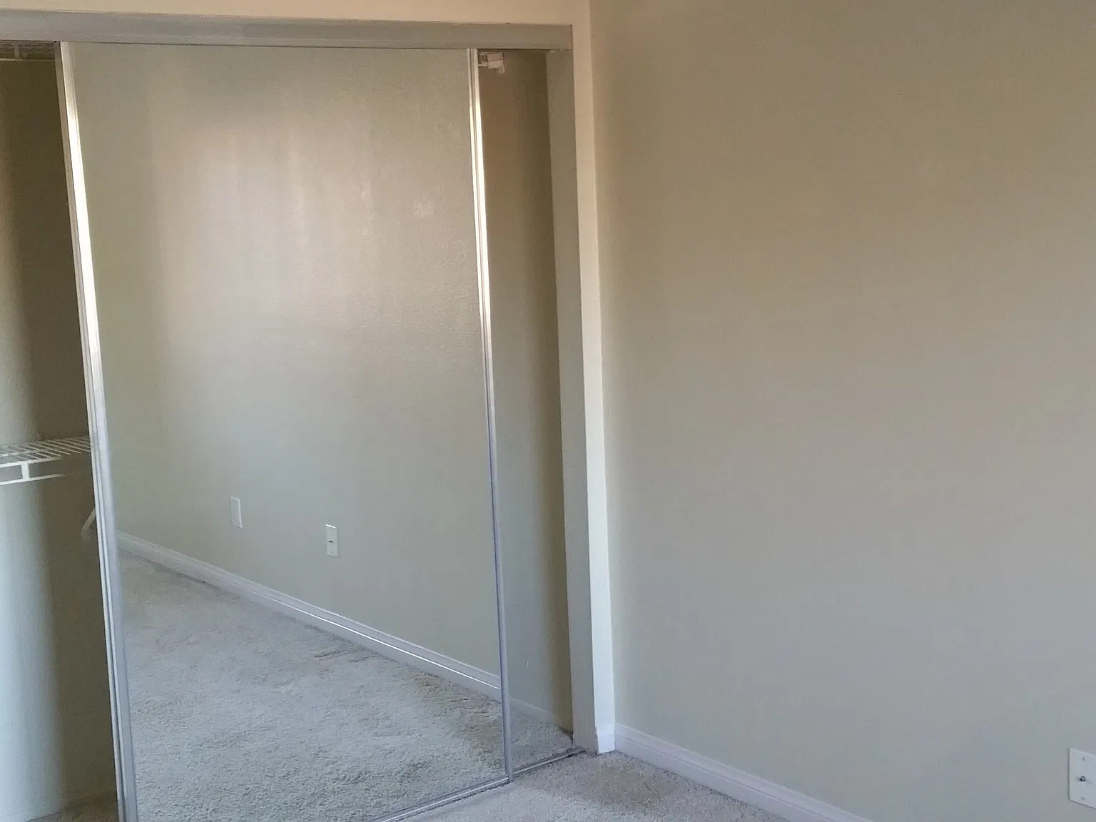 1 bed, 664 sqft, $2,050 — Photo 4