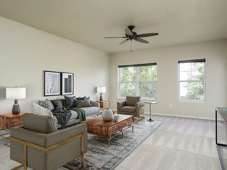 Highland Shores Apartments — Photo 24
