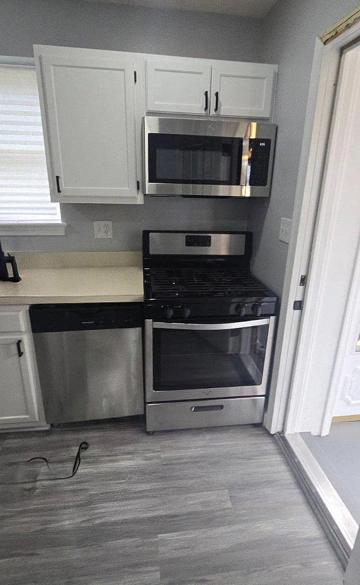 5 bed, 3.0 bath, 1152 sqft, $2,900 — Photo 4