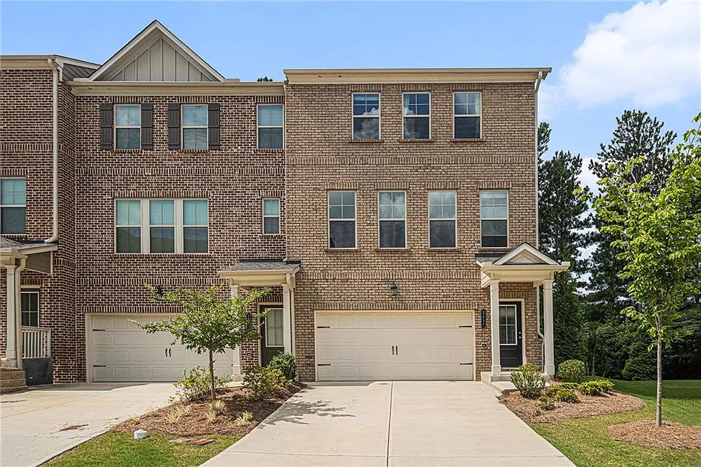 Building Photo - 3497 Hidden Valley Cir