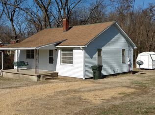 433 E Main St, Sharon, TN 38255