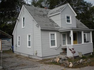 30 Carpenter Ct, West Warwick, RI 02893