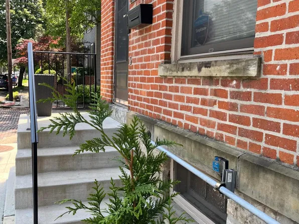 323 E Kossuth St, Columbus, OH 43206