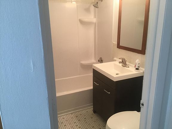 4th image of 235 Country Club Dr APT 1D