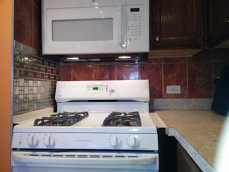 424 Elgin Ave #6 — Photo 11