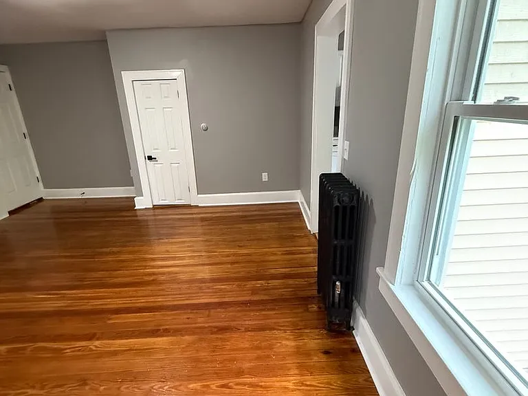 266 Linden St — Photo 8