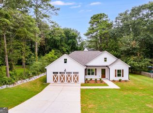 104B Smith Dr, Carrollton, GA 30117