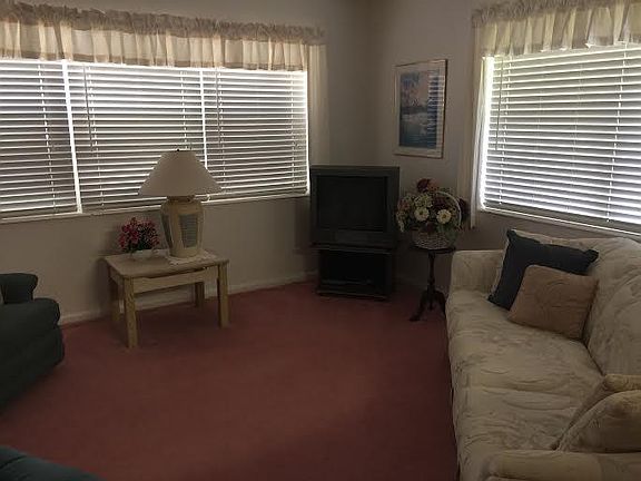 3rd image of 108 Canterbury E
