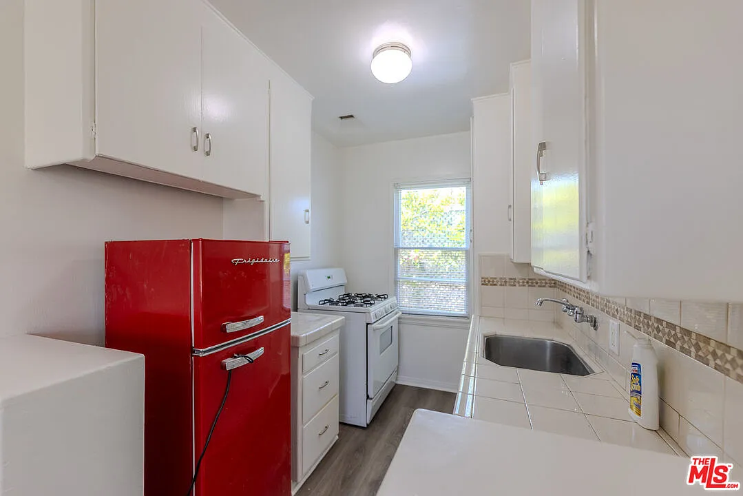 1 bed, 1.0 bath, 550 sqft, $1,850 — Photo 1