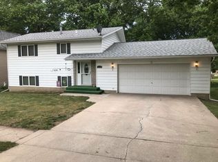 410 Walnut St, Early, IA 50535