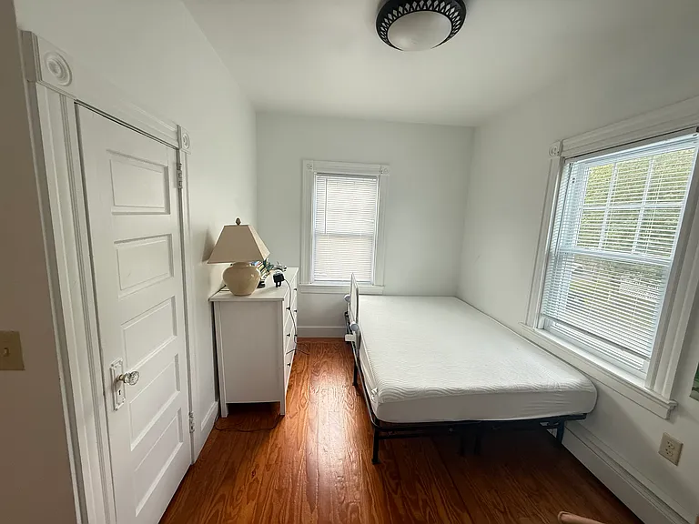 18 Bedlow Ave — Photo 18