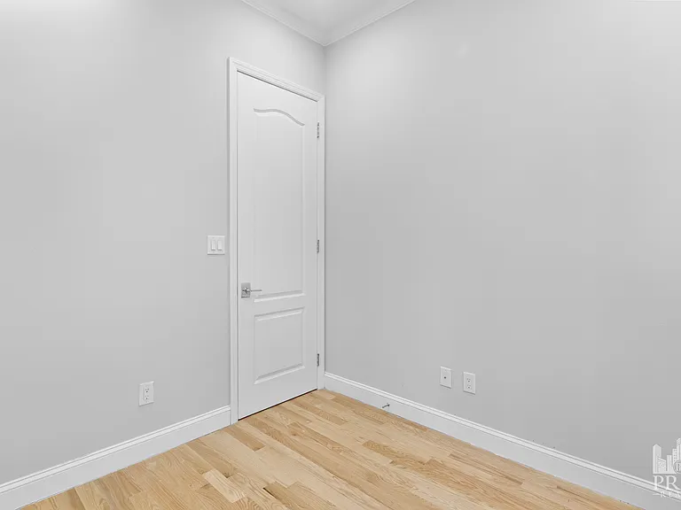 168 E 82nd St #1A — Photo 6