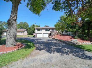 6750 Smith Rd, Jackson, MI 49201