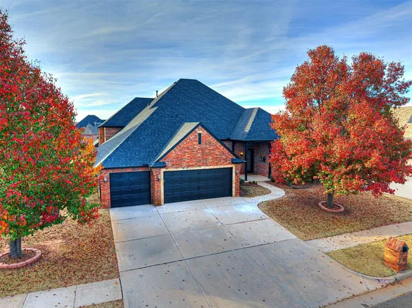 19541 Talavera Ln, Edmond, OK 73012
