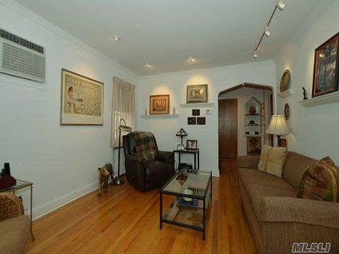 3rd image of 598 9th St