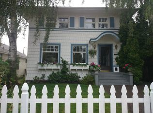 3839 45th Ave SW, Seattle, WA 98116