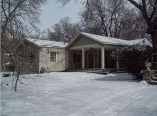 3719 Locust St, Kansas City, MO 64109