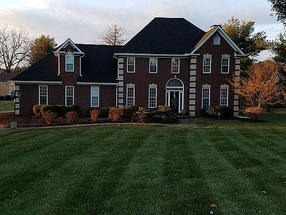 2nd image of 103 Stonehedge St