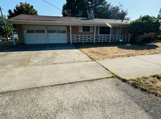 1230 SE Walnut St, Hillsboro, OR 97123