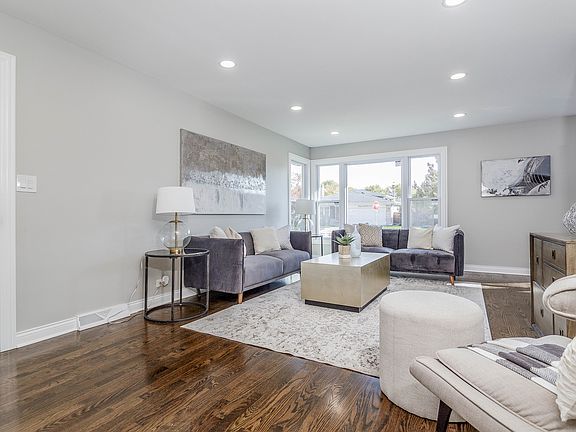 5th image of 6942 N Algonquin Ave