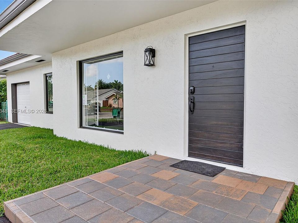 1st image of 8024 SW 91st Ave
