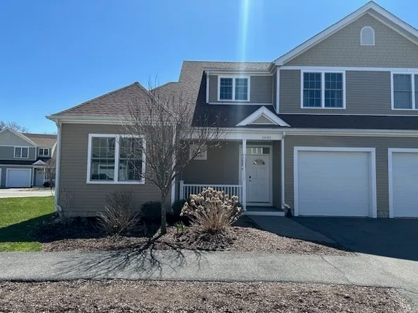 70 Endicott St Unit 1601, Norwood, MA 02062