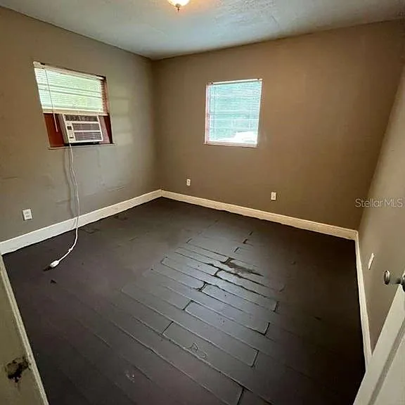 5036 College Dr — Photo 15