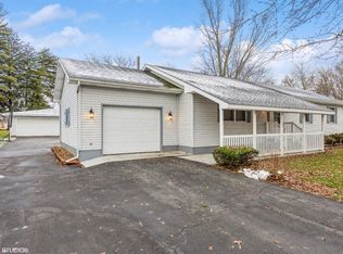905 S Rose St, Kouts, IN 46347