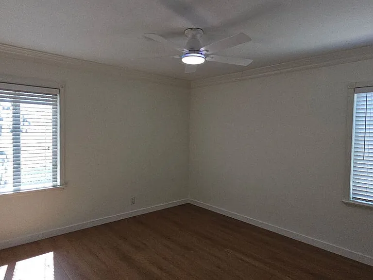 451 S Doheny Dr #451 — Photo 10