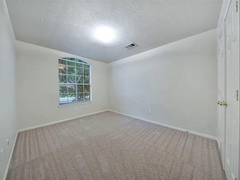 17210 Red River Trl — Photo 22