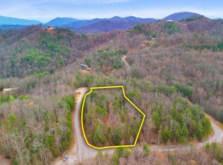 514 Percussion Ct, Walland, TN 37886