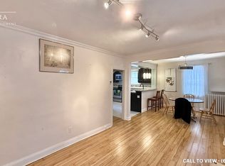37 Gower St #1, Toronto, ON M4B 1E5