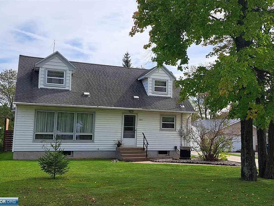 1st image of 4014 19th Ave E