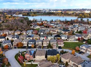 249 Madhu Cres, Ottawa, ON K2C 4J2