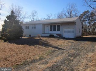 1811 Cedar Dr, Severn, MD 21144