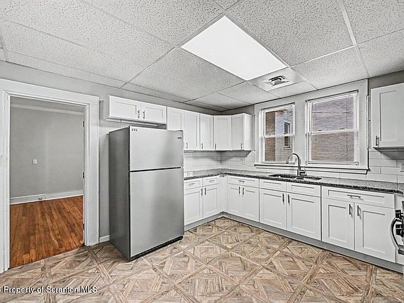 5th image of 531 S Irving Ave